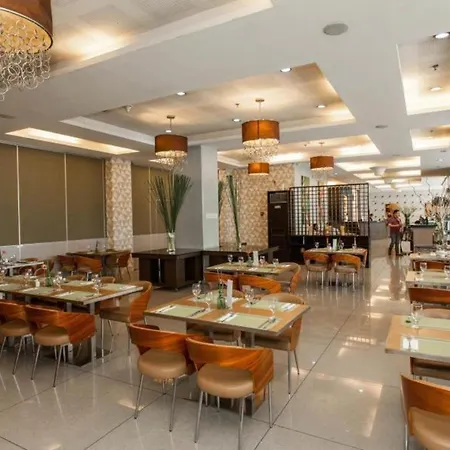 Diamond Suites & Residences