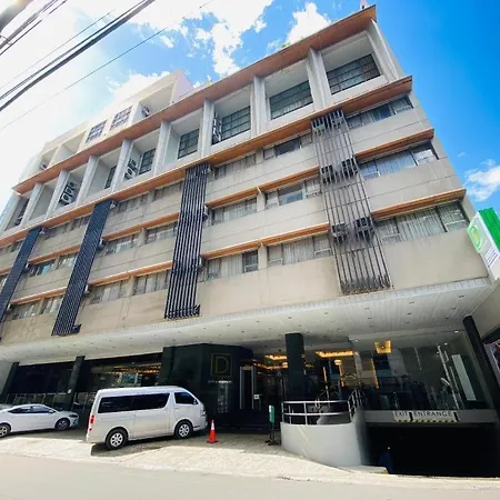 Diamond Suites & Residences