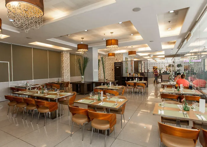 Diamond & Residences Hotel 3*