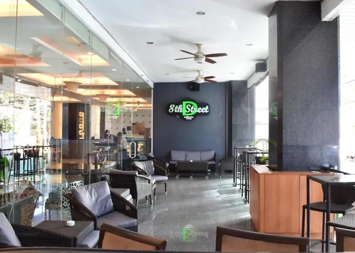 Diamond & Residences Hotel 3*