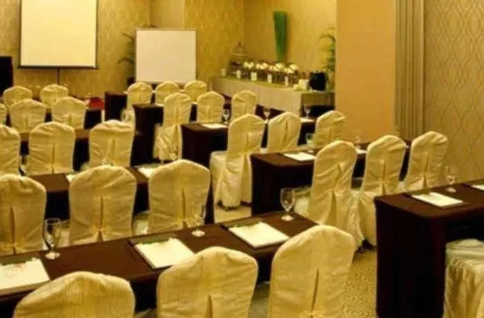 Diamond & Residences 3*