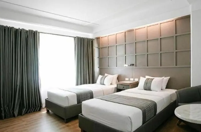 Diamond & Residences 3*