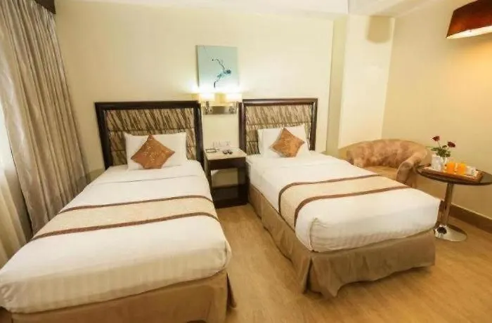 Diamond & Residences 3*