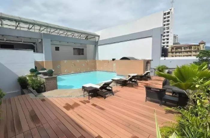 Hotel Diamond & Residences 3*