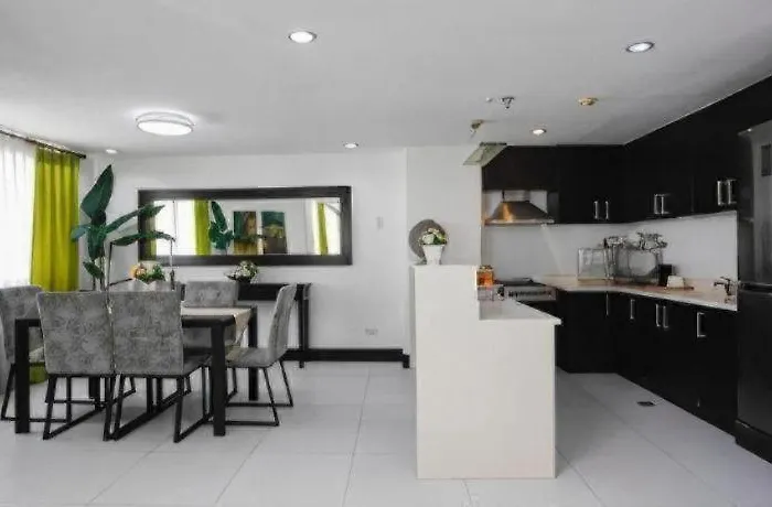 Diamond & Residences 3*