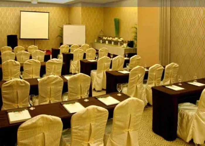 Diamond & Residences 3* Cebu