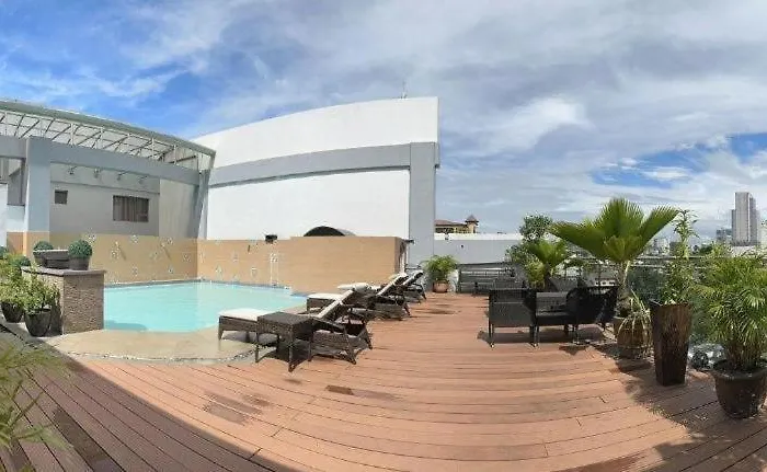 Hotel Diamond & Residences 3*