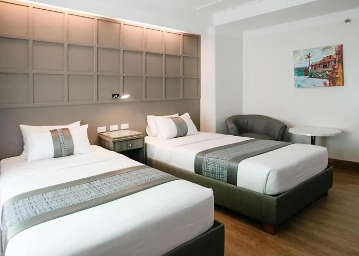 Diamond & Residences 3*