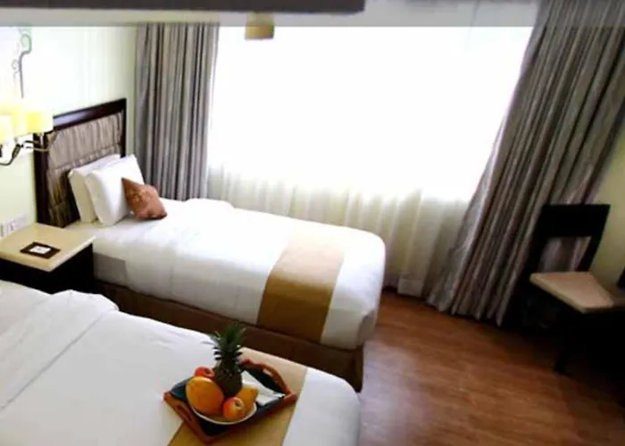 Diamond & Residences 3* Cebu Stadt